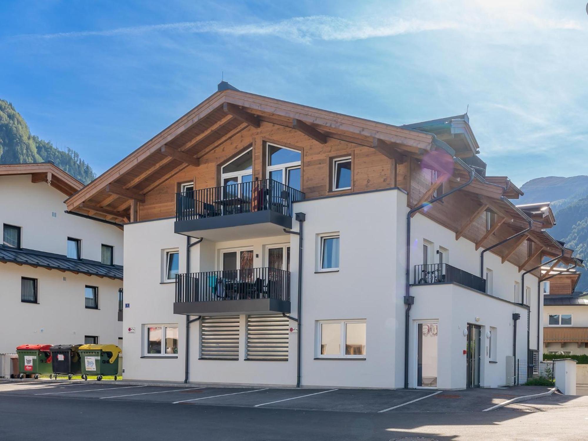 Falken Suites Top 7 Kaprun Esterno foto