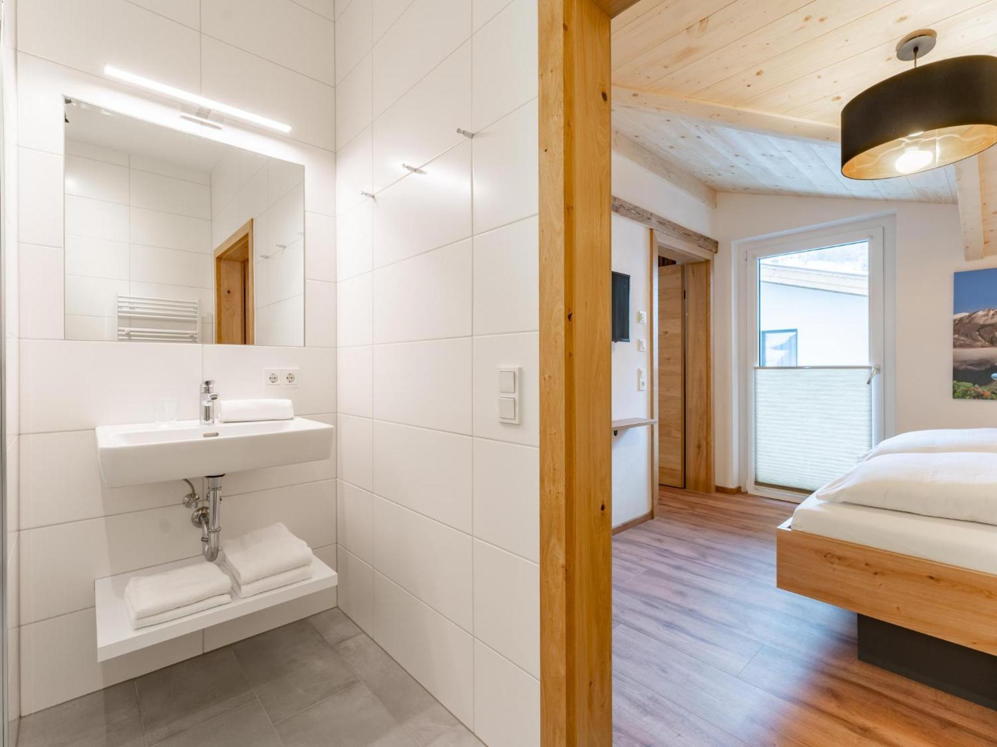 Falken Suites Top 7 Kaprun Esterno foto