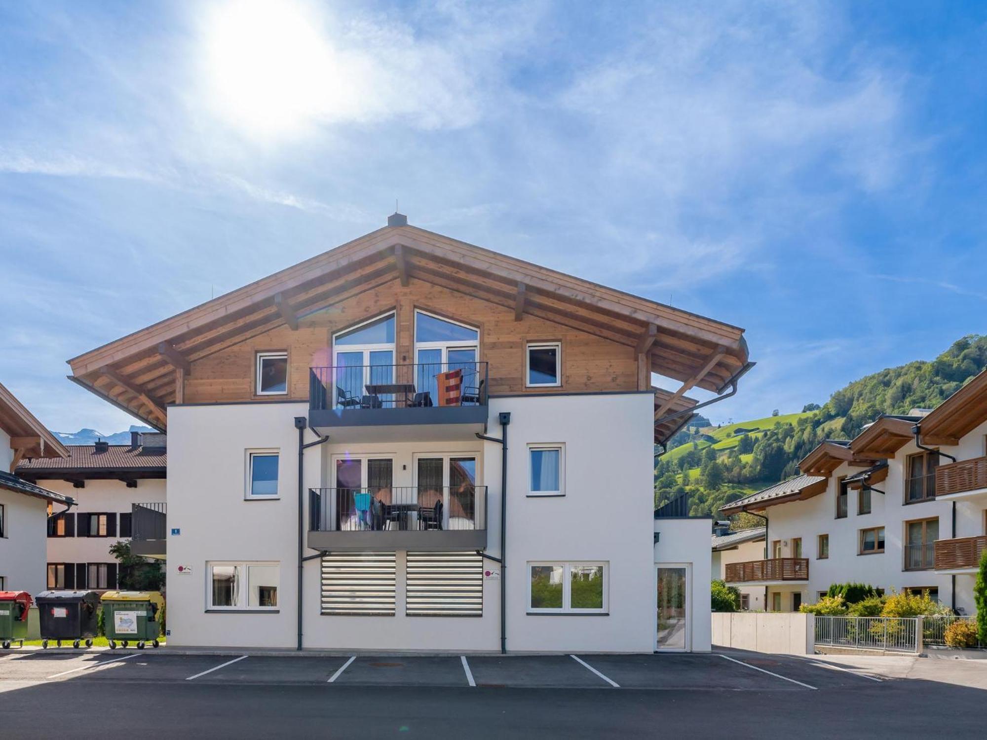 Falken Suites Top 7 Kaprun Esterno foto