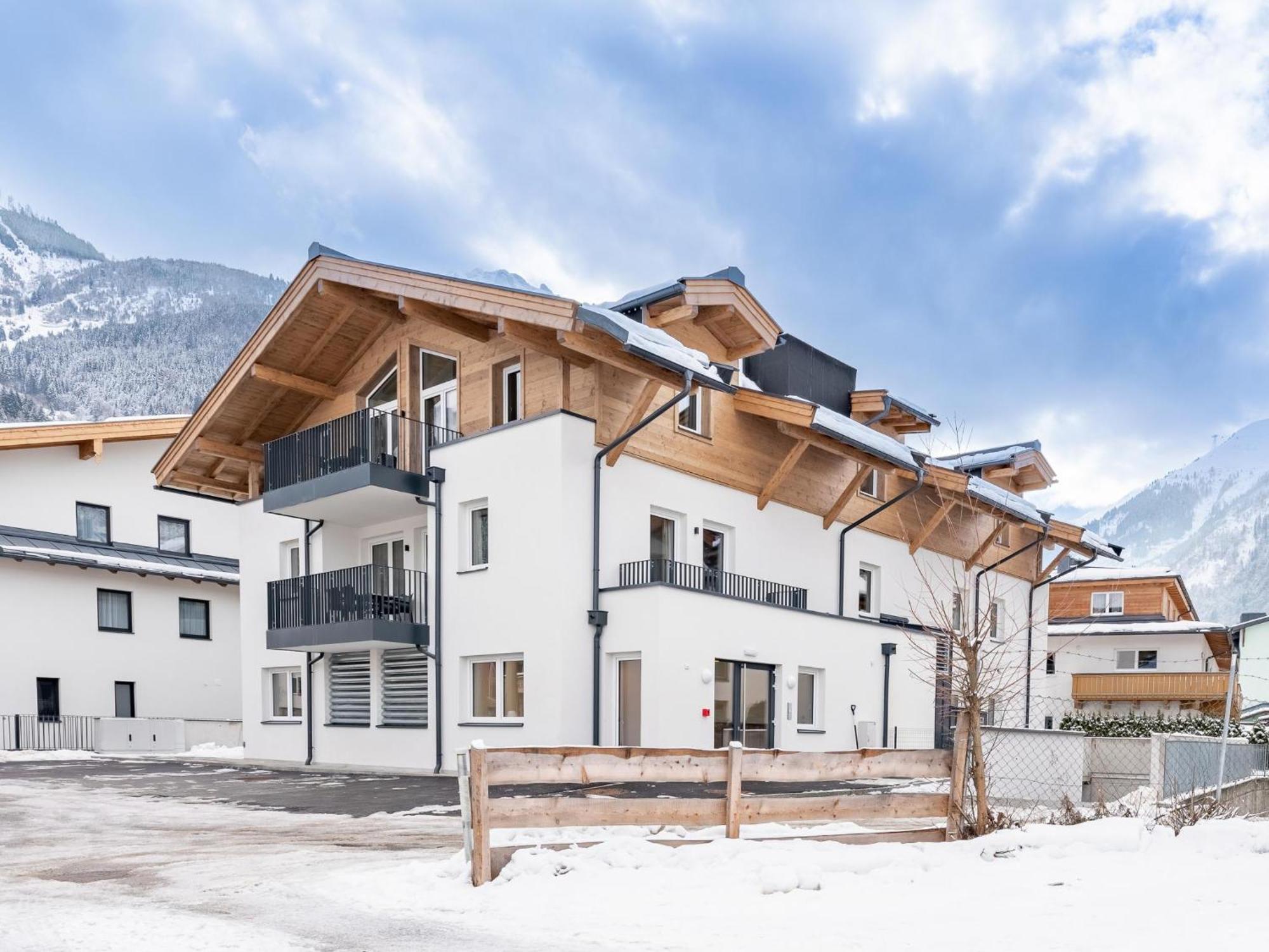 Falken Suites Top 7 Kaprun Esterno foto