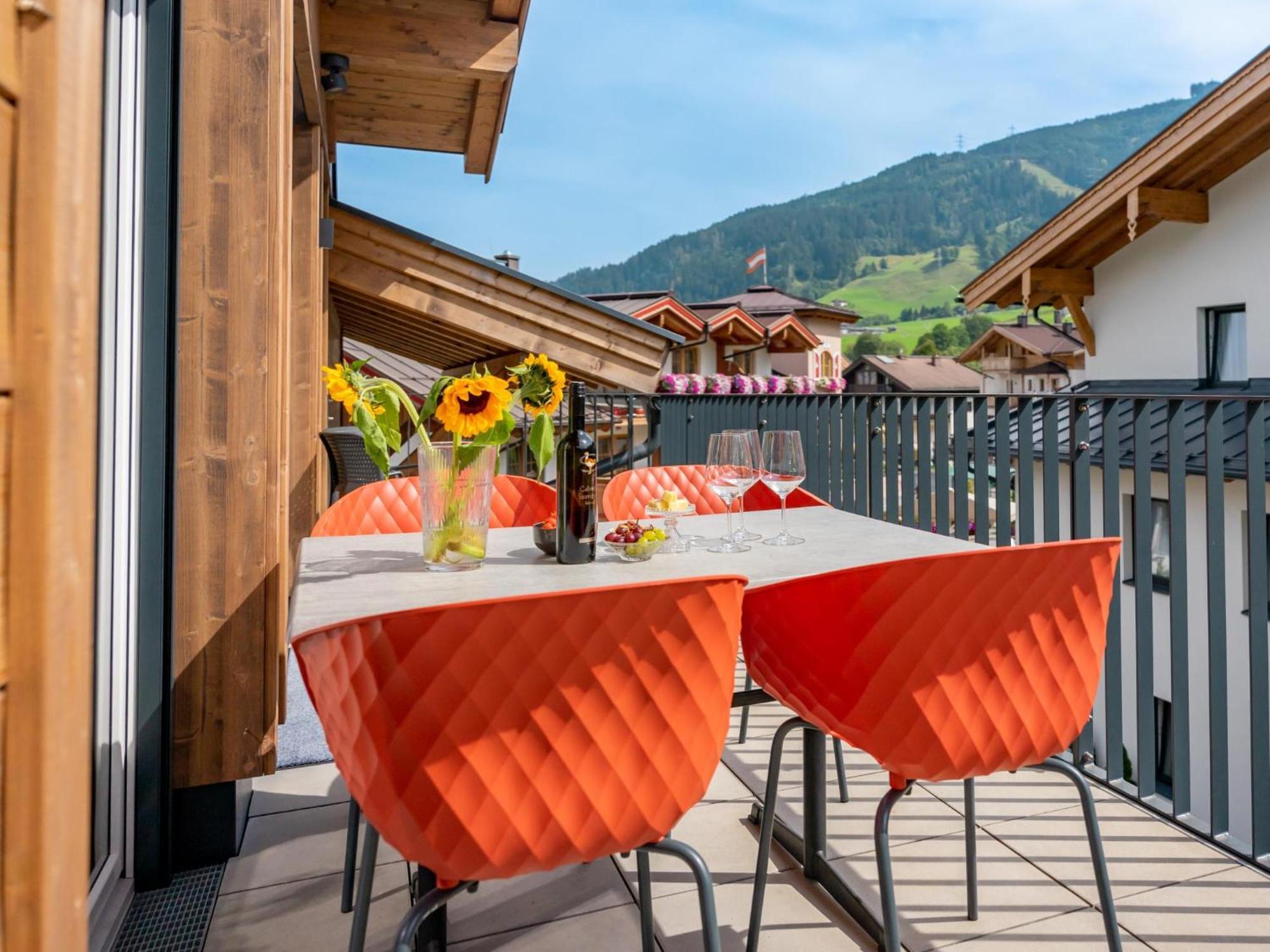 Falken Suites Top 7 Kaprun Esterno foto